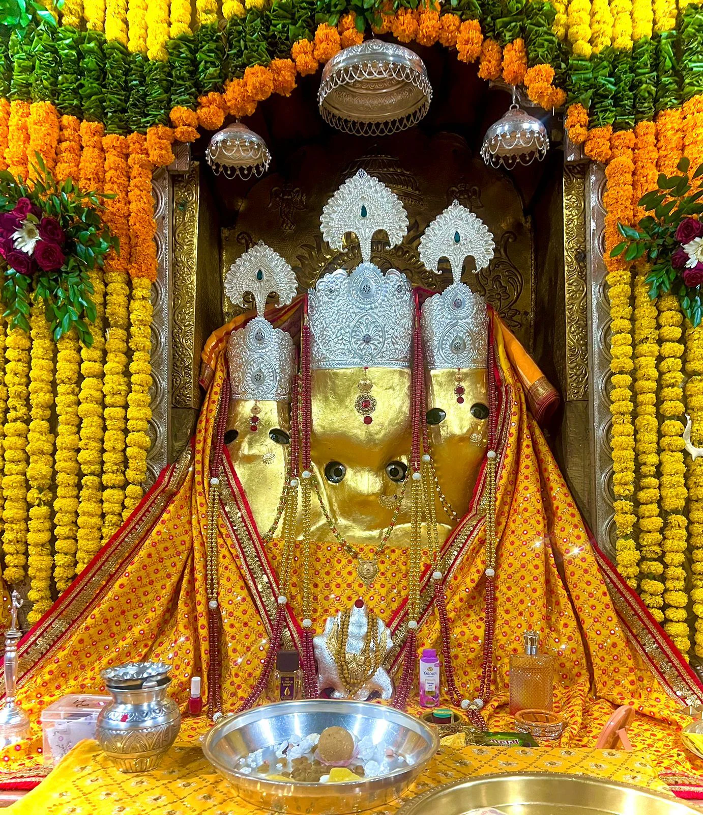 Indore to Baglamukhi Temple Nalkheda Outstation Taxi Package