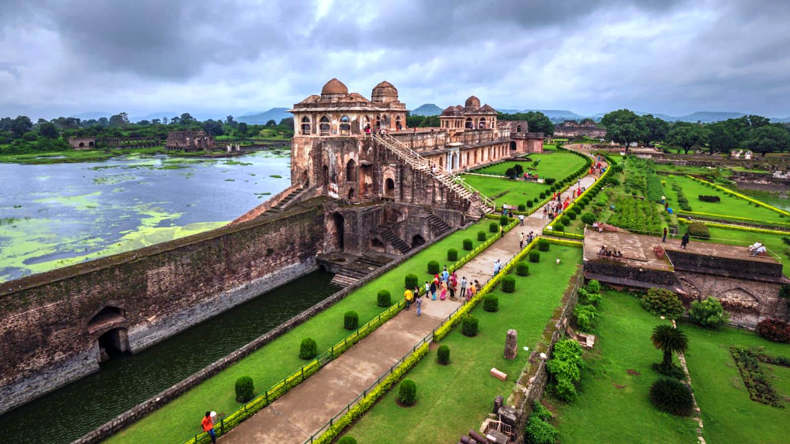 Indore to Mandu Fort Tour Package